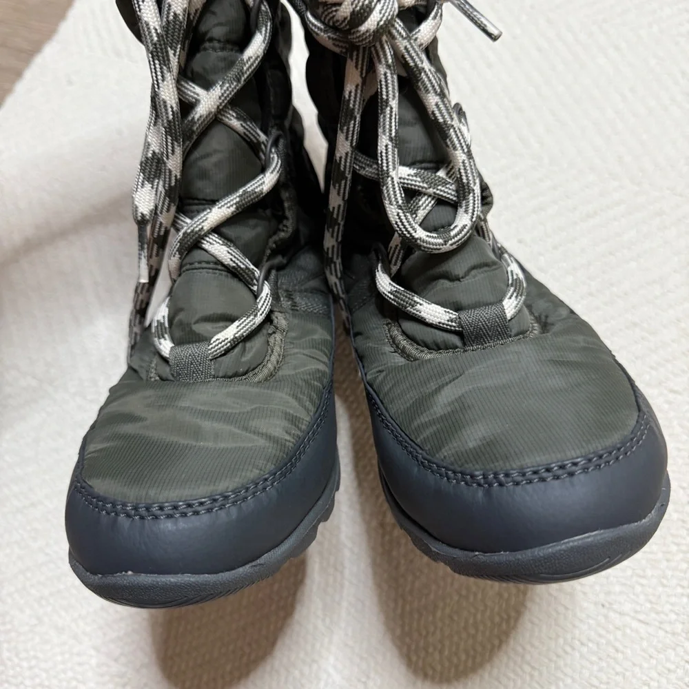 SOREL gray Whitney II short lace up waterproof winter boots SIZE 7